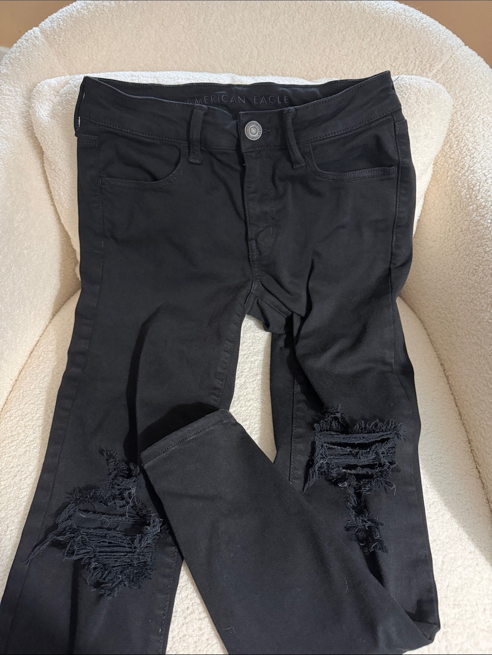American Eagle Black Ripped Jegging Jeans